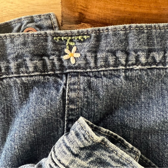 Oshkosh Girls Jean Jacket with embroidered details ~18 months - Picture 5 of 7